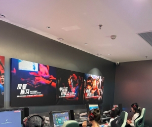 最近新开了好几家网咖