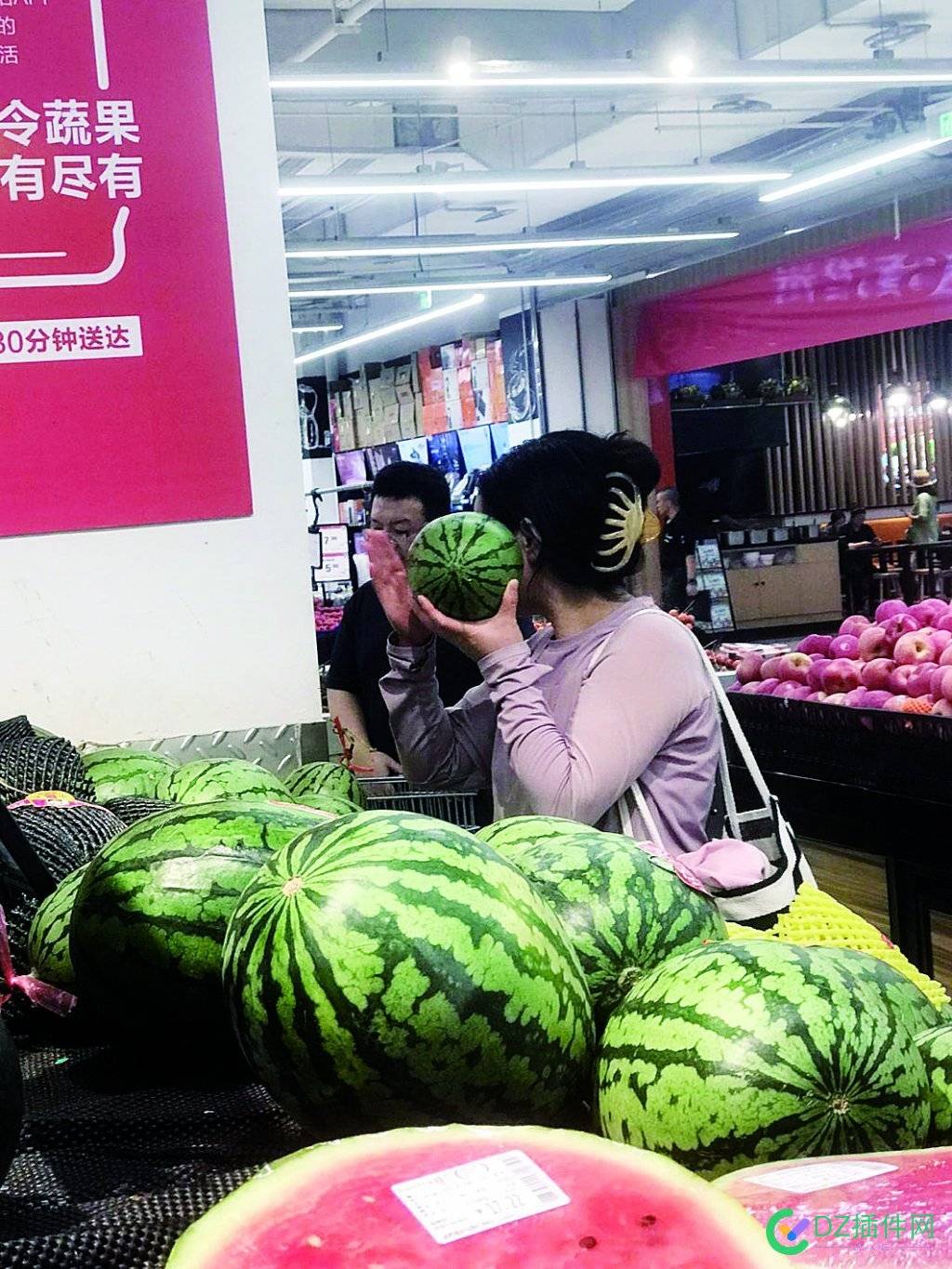 天气老是热不起来 本地西瓜跌破1元一斤了 融创,批发商,甜瓜,刘春,重庆市