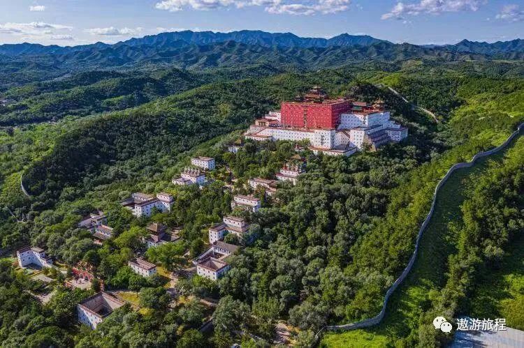 纯玩 一路向北北戴河+南戴河+山海关+承德避暑山庄+坝上草原+鸽子窝+仙螺岛+小布达拉宫+金莲川草原+大汗行宫深度纯玩双卧7日游3920 作者: 来源: 发布时间:2023-8-5 05:57