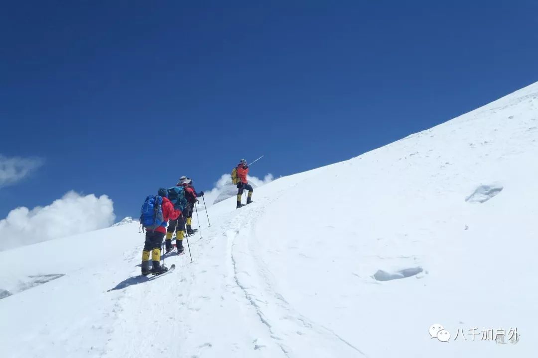 【八千加】205慕士塔格峰登山计划4407 作者: 来源: 发布时间:2025-3-4 14:44