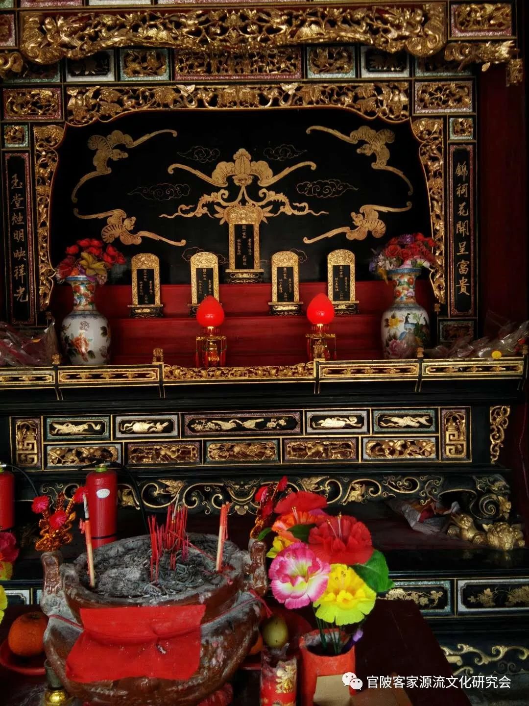 探访东峤村2819 作者: 来源: 发布时间:2025-3-15 21:03